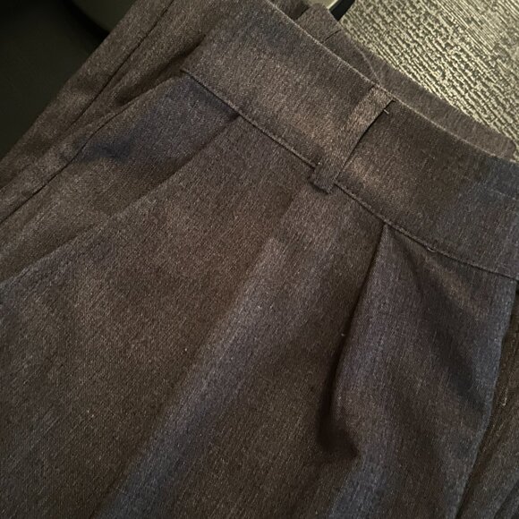 Reformation Pleated Wide-Leg Trousers — Size 4 - Picture 7 of 7